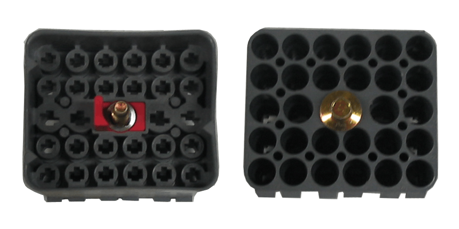 CONNECTOR,DILL,28 PIN PLUG,RED - pierce