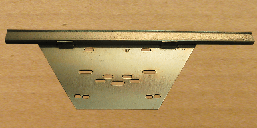 WINDOW CHANNEL,DS - pierce