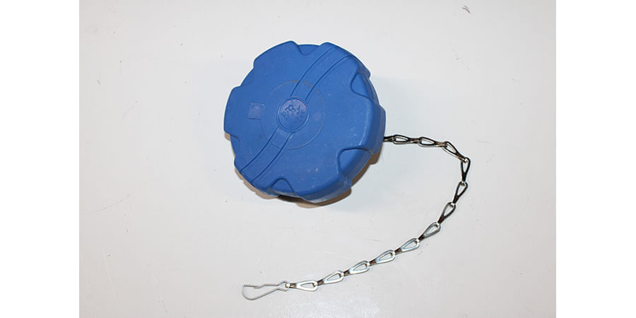 CAP,DEF TANK,NON-LOCKING - pierce